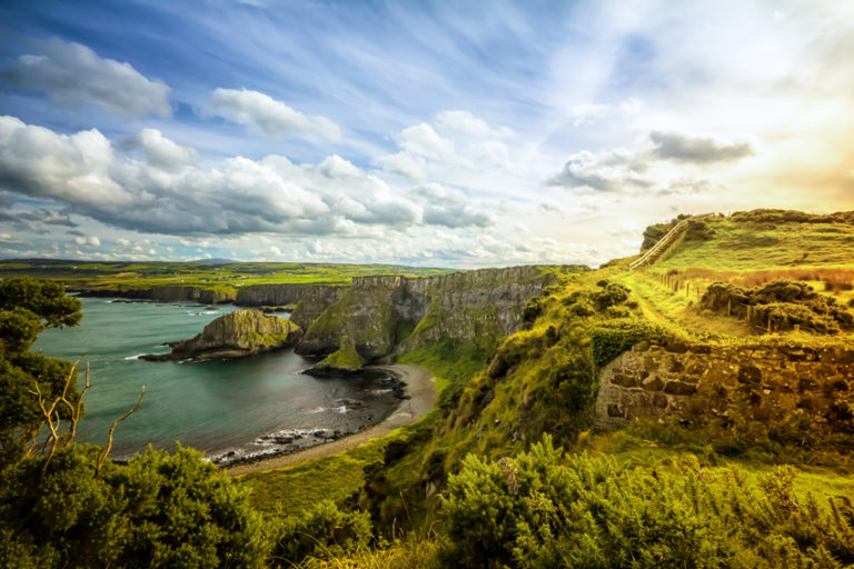Read more about the article Here Are 2 Tips Everybody Should Know Before Visiting Ireland